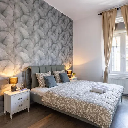 Spacious 4 Bdr, 4 Bthr In The Center Of 公寓 布达佩斯
