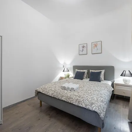 公寓 Spacious 4 Bdr, 4 Bthr In The Center Of 布达佩斯